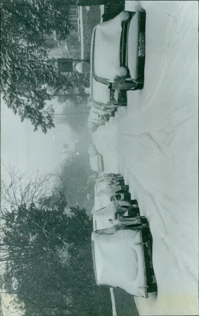 Snowfall blankets Oxford, UK. - Vintage Photograph