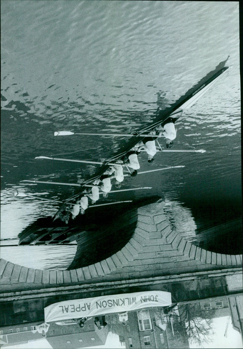 Keble College oarsmen take to the Thames in preparation for a 50-mile sponsored row. - Vintage Photograph