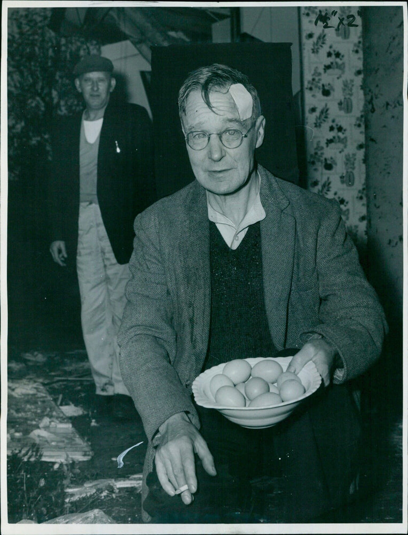 A whirlwind strikes Barton Estaile in Oxford on October 21, 1966. - Vintage Photograph