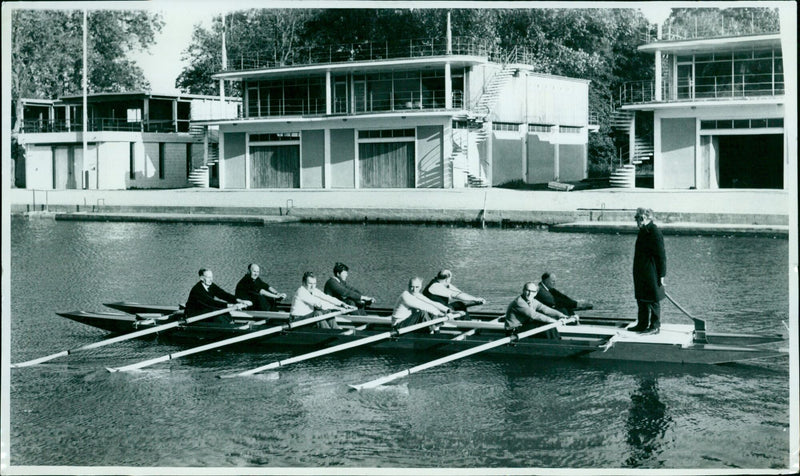 Nearly 500 years of combined experience, college boatmen from Oxford University Boat Club train in a new craft. - Vintage Photograph