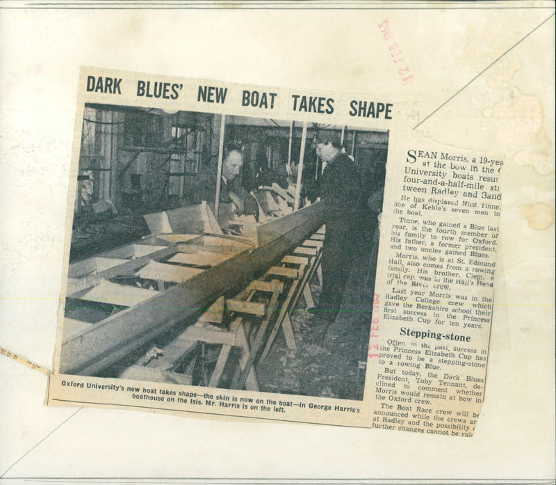 Oxford University's new boat takes shape in George Harris's boat house on the Isis. - Vintage Photograph