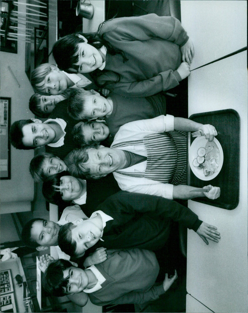 Cooks at Bayswater School in Oxford celebrate 26 years of service. - Vintage Photograph