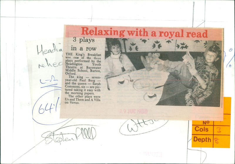 A moment of relaxation for the King and Queen of the Headington Youth Theatre. - Vintage Photograph