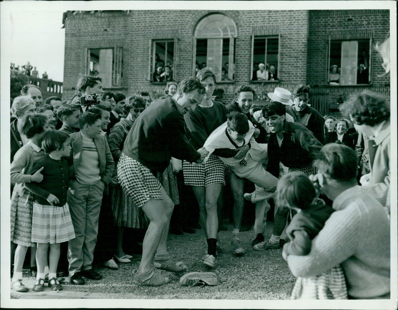 Oxford University students celebrate their exam results on June 2, 1958. - Vintage Photograph