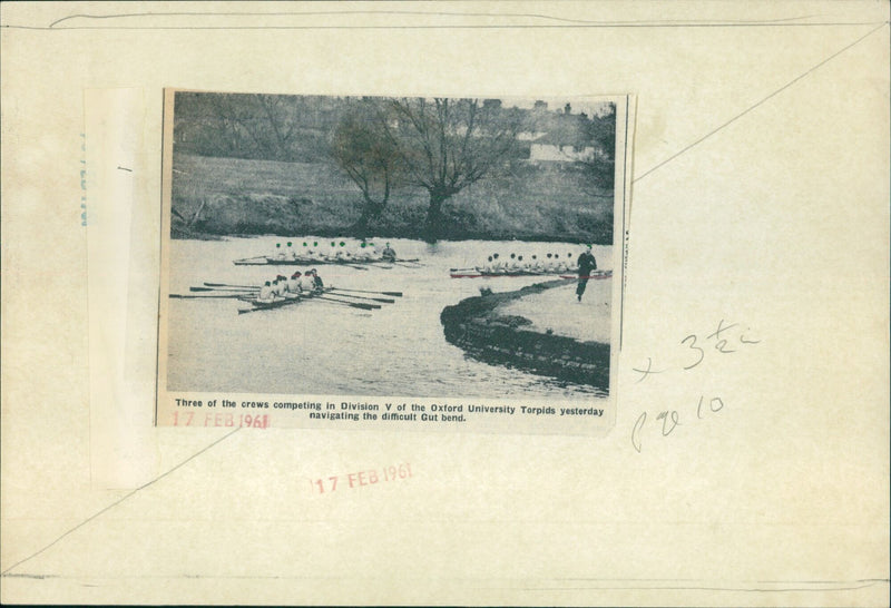 Crews compete in the Oxford University Torpids race. - Vintage Photograph