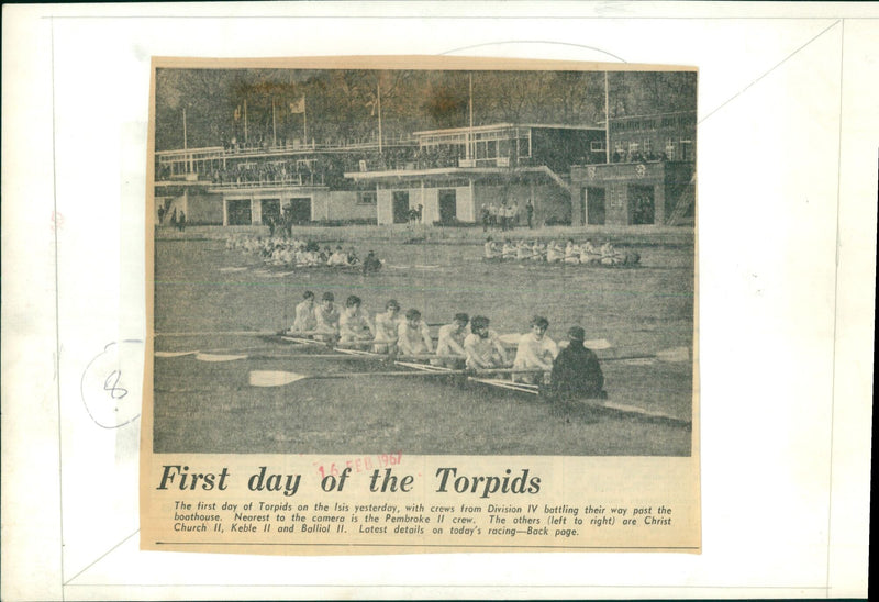 Oxford University crews compete in the first day of the Torpids on the Isis River. - Vintage Photograph