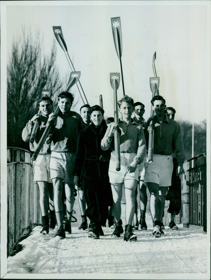 Wadham College crew team rowing on the River Thames. - Vintage Photograph