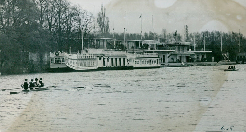 St. Edmund Hall I and Keble II competing in the Oxford University Coxwainless Fours semi-final on the Isis yesterday. - Vintage Photograph