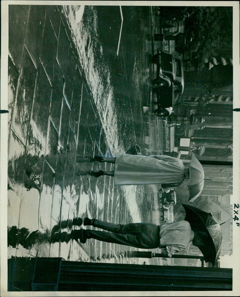 People enjoying the summer sun in Oxford, England. - Vintage Photograph