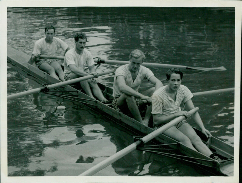 Coxswainless crew from Worcester win the Edwards Fours at the M.S. Murray and P.F. Barnard Regatta. - Vintage Photograph