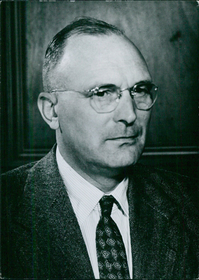 Colonel G. W. Raby, C.B., Deputy Director of Engineering at the Atomic Energy Research Establishment at Harwell, is pictured in London on 2020-03-24. - Vintage Photograph