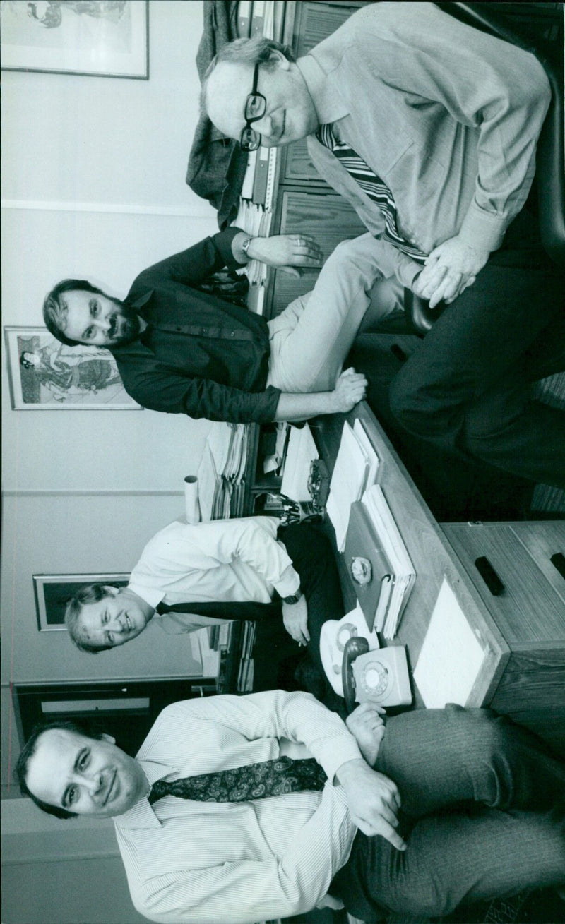 The world's first computer-generated image of a human face is unveiled. - Vintage Photograph