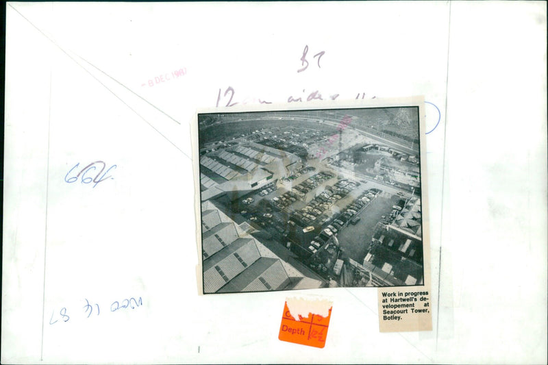 Construction workers building a new development at Seacourt Tower in Botley, Oxfordshire. - Vintage Photograph