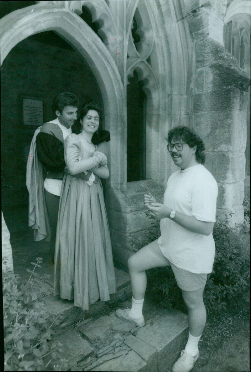 Matthew Brenher and Lucia Fausset rehearsing a scene from Romeo and Juliet in Oxford. - Vintage Photograph