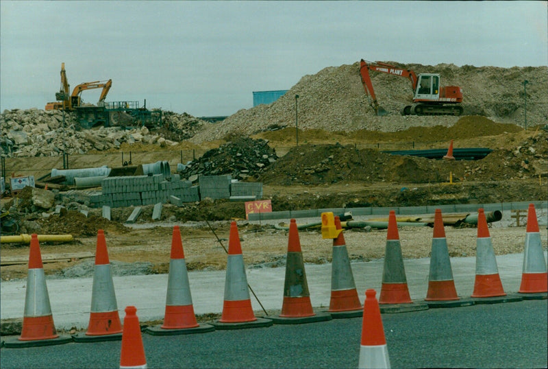 A view of the Whites CVR McKenna Plant redevelopment site in Cowley, Oxfordshire. - Vintage Photograph