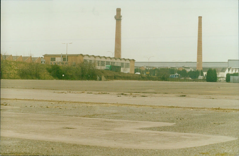 Construction workers on the development site of the APK ISS Rove Conley Works. - Vintage Photograph