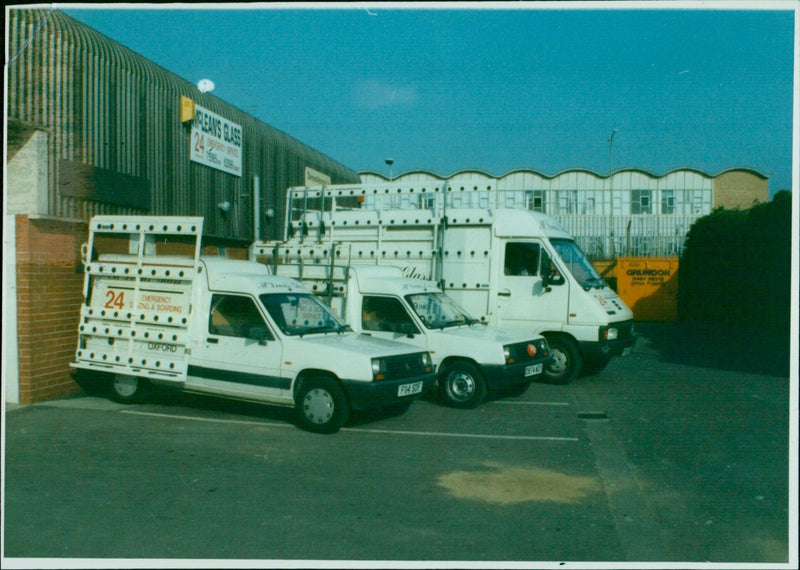 Emergency services respond to an incident in Oxford. - Vintage Photograph