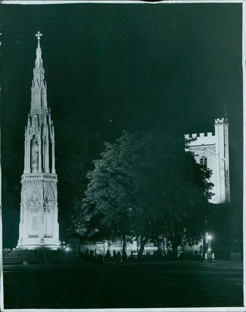 The Martyrs' Memorial illuminated by floodlights in Oxford. - Vintage Photograph