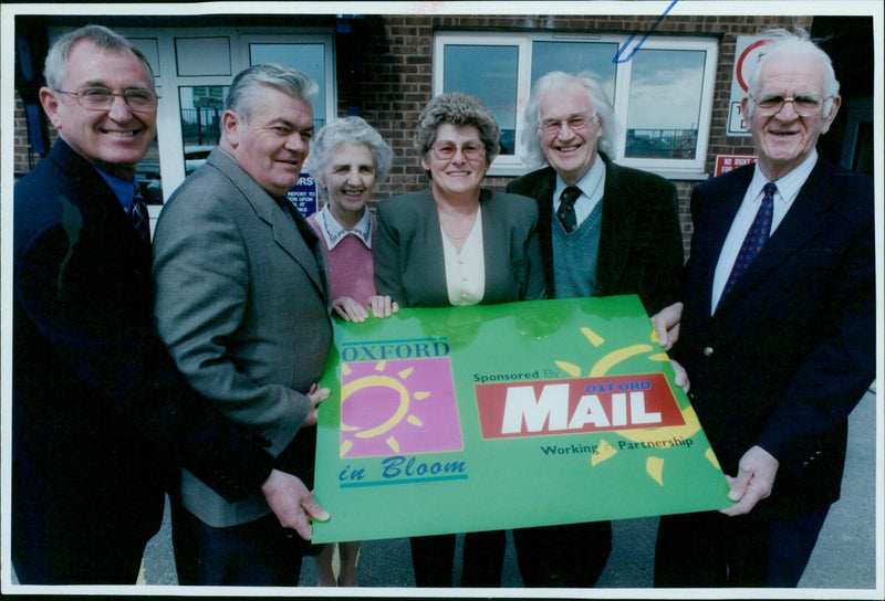 Members of the Oxford in Bloom committee pose for a photograph. - Vintage Photograph