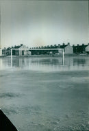 Paper exposure with a flash and floods in a dark room. - Vintage Photograph
