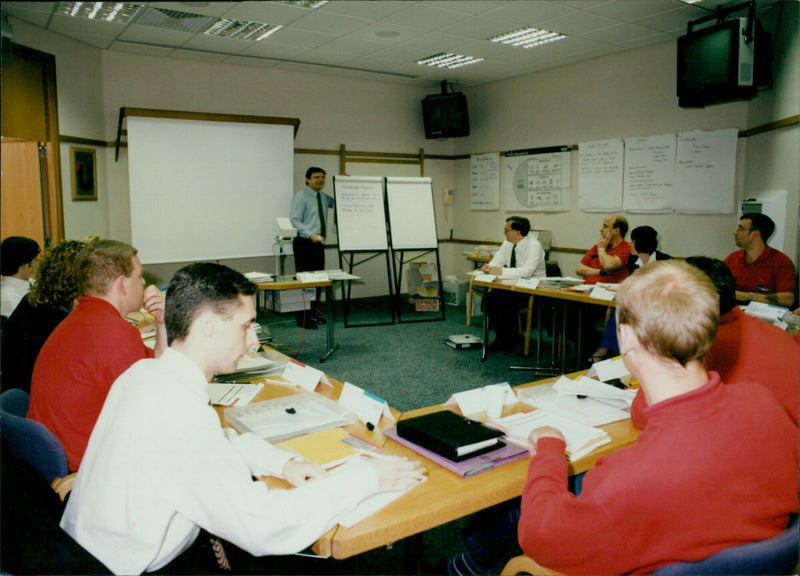 Employees and managers of Unipart participate in the company's in-house 'university', Unipart U. - Vintage Photograph