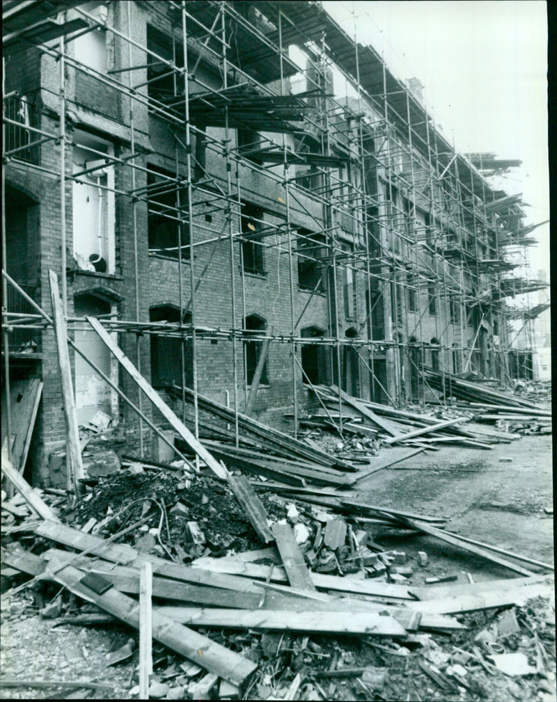 The demolition of Christ Church New Buildings in Oxford is nearing completion. - Vintage Photograph