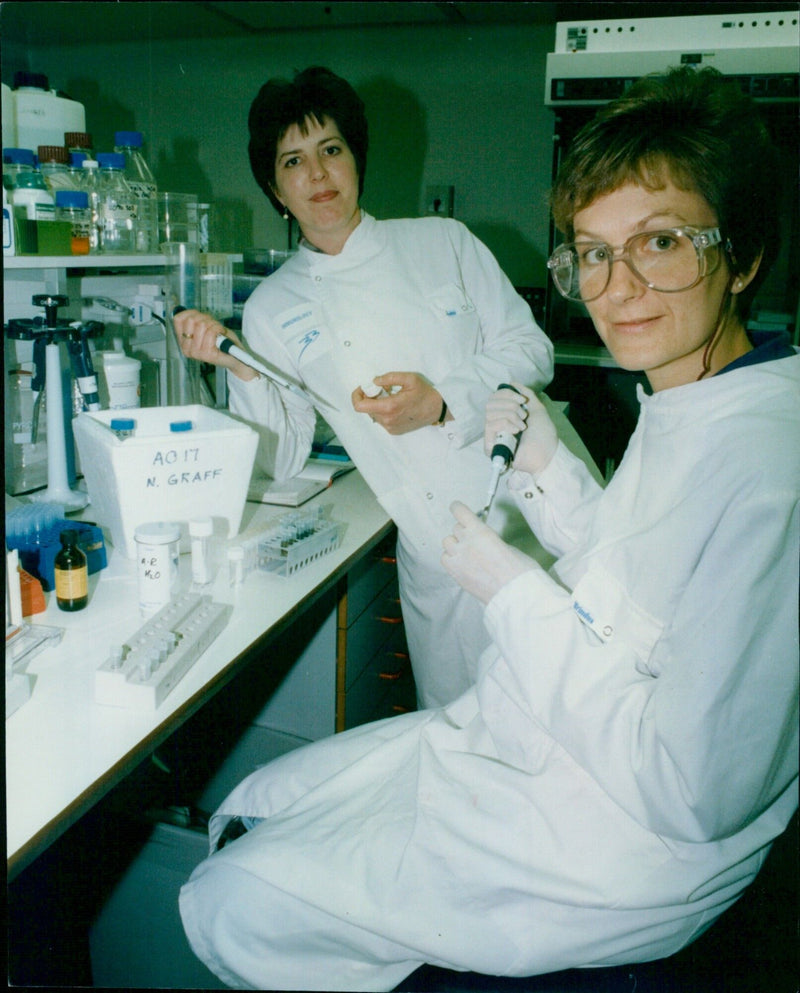 Dr Sally Adays, Head of Retrovirology, and Nicola Graff, Research Scientist, at British Biotechnology after receiving an 18 million pound grant. - Vintage Photograph