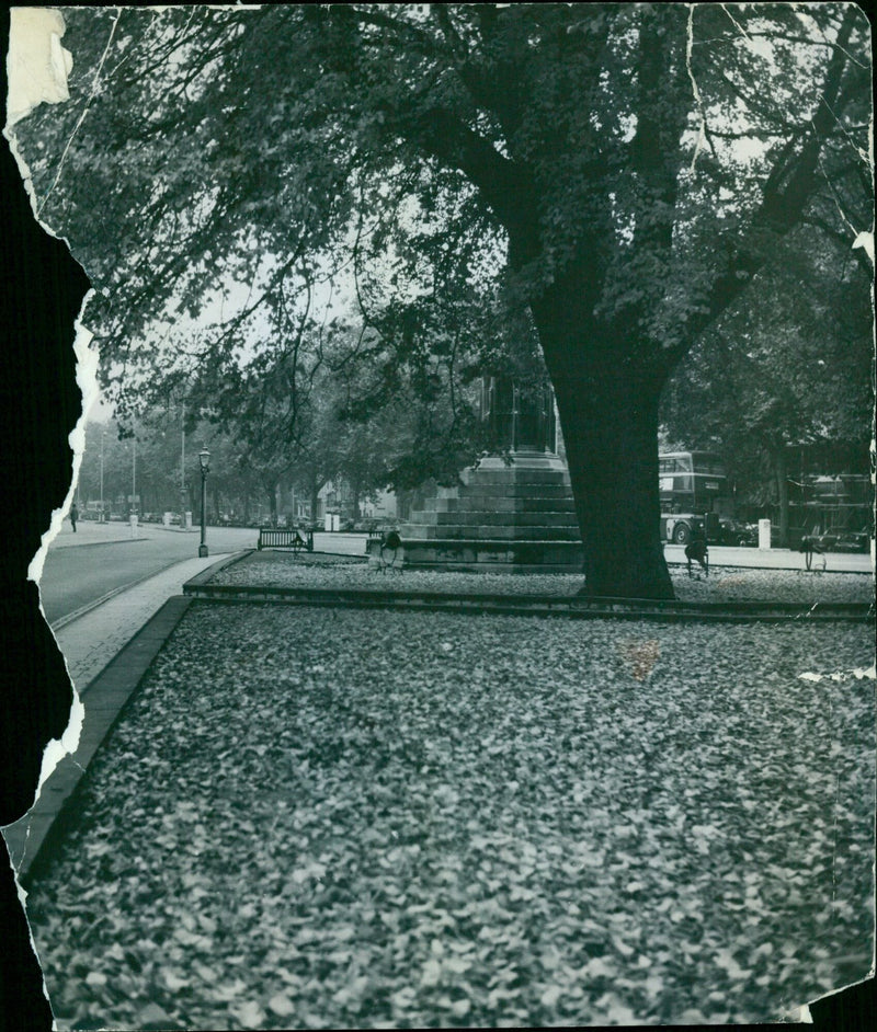President Lyndon B. Johnson and Soviet Premier Alexei Kosygin sign a joint statement at the White House. - Vintage Photograph