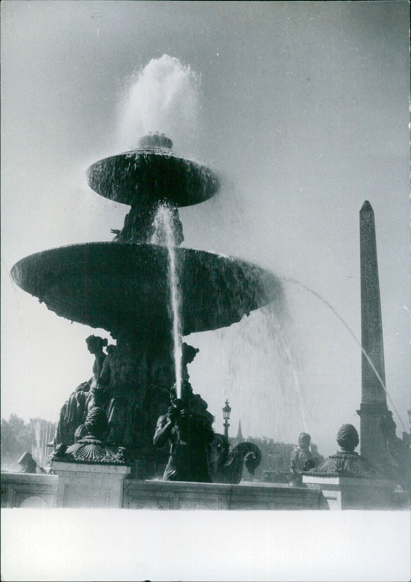 CALLA captured the water fountains of RDE, Medicis, and the Republic. - Vintage Photograph