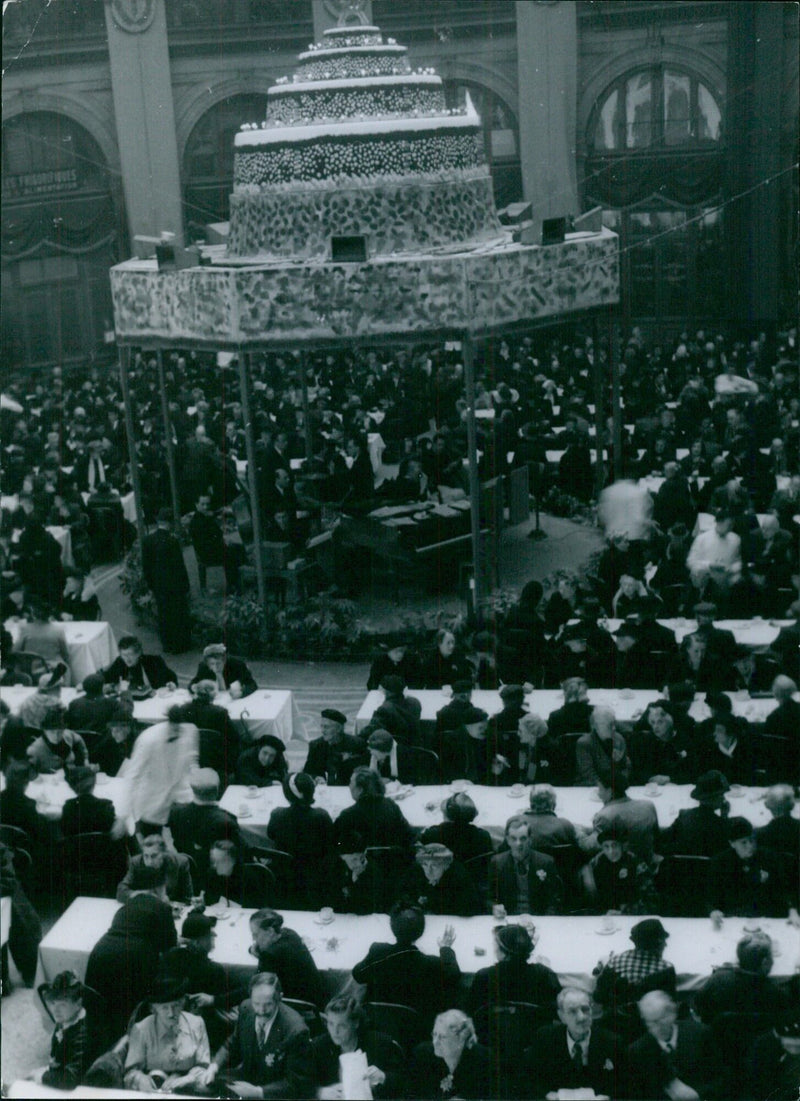 Banquet hall at the Chamber of Commerce - Vintage Photograph