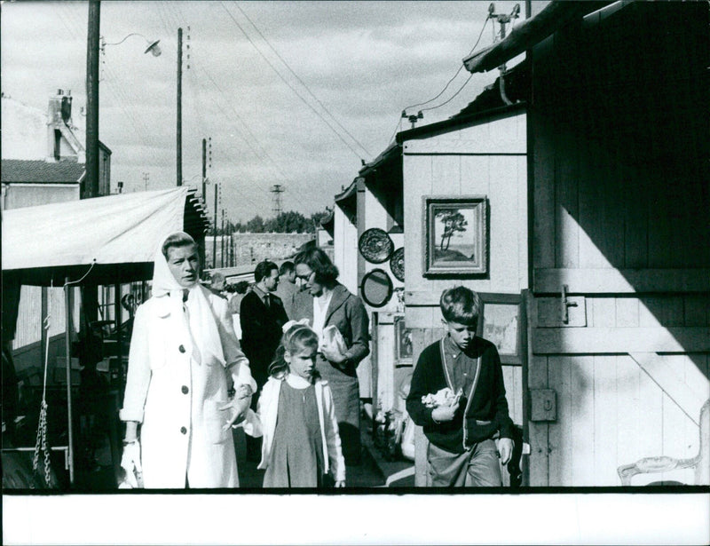 Date: 1959-09-07 - Vintage Photograph