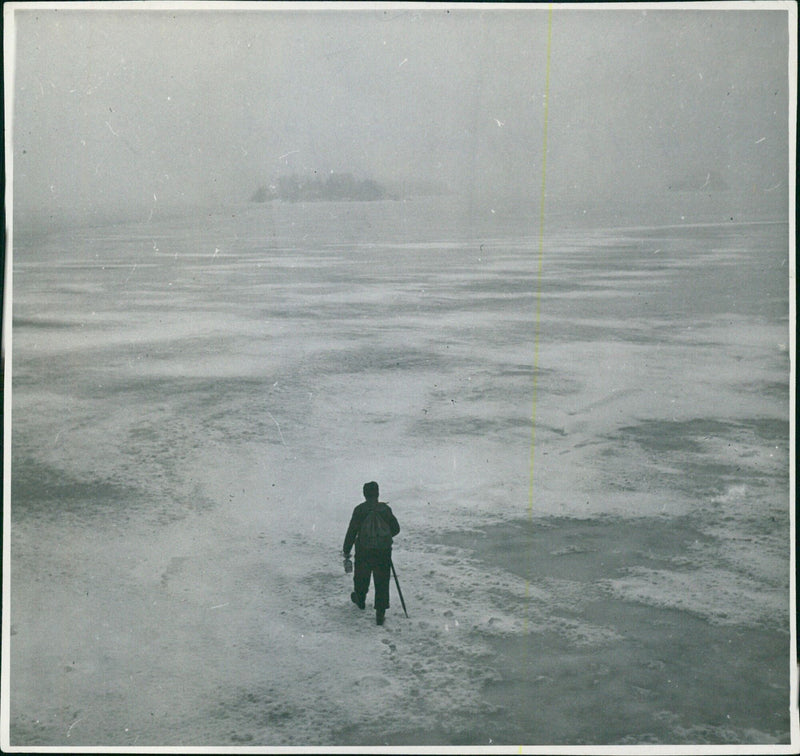 N 75 Stockholm archipelago 1956 A - Vintage Photograph