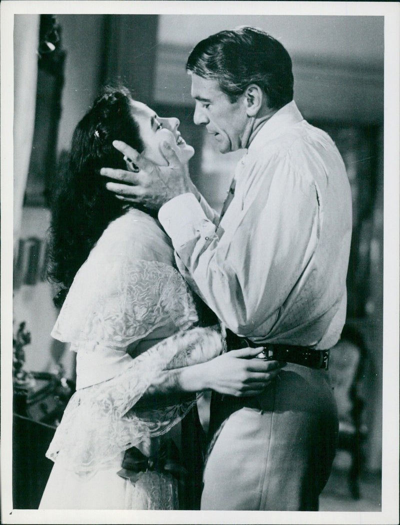 Look gy 2 Gary Cooper minimum Kr 500:- - Vintage Photograph