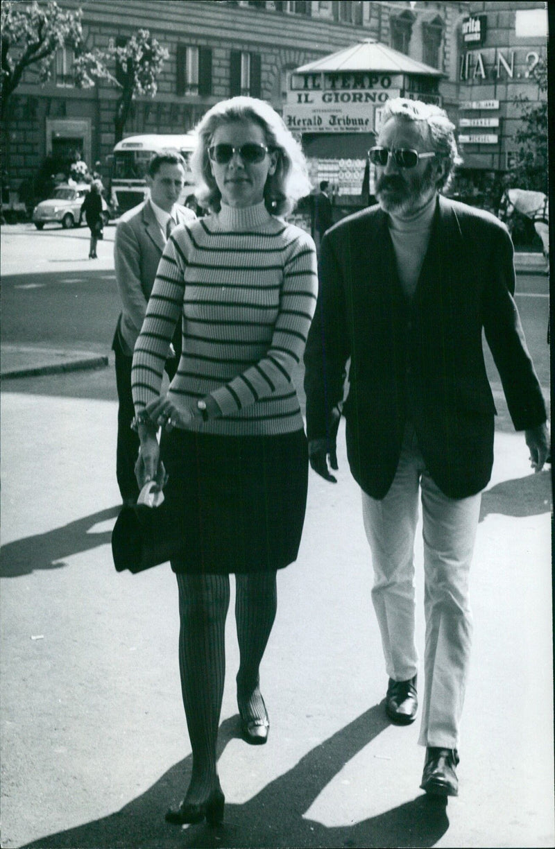 Lauren Bacall - Vintage Photograph