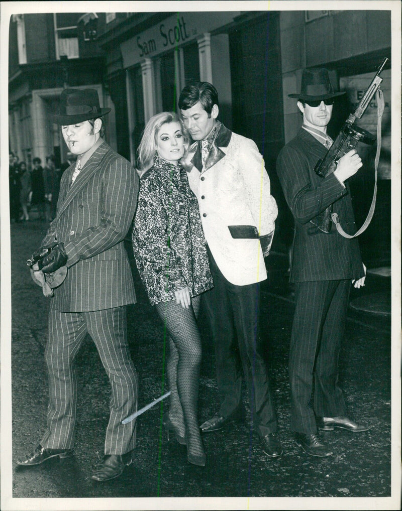 Gangsters of the 1920s protect a fashion secret at the opening of "Take Six" boutique in London - Vintage Photograph