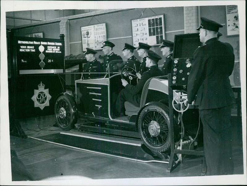 Metropolitan Police training an army of motoring police - Vintage Photograph