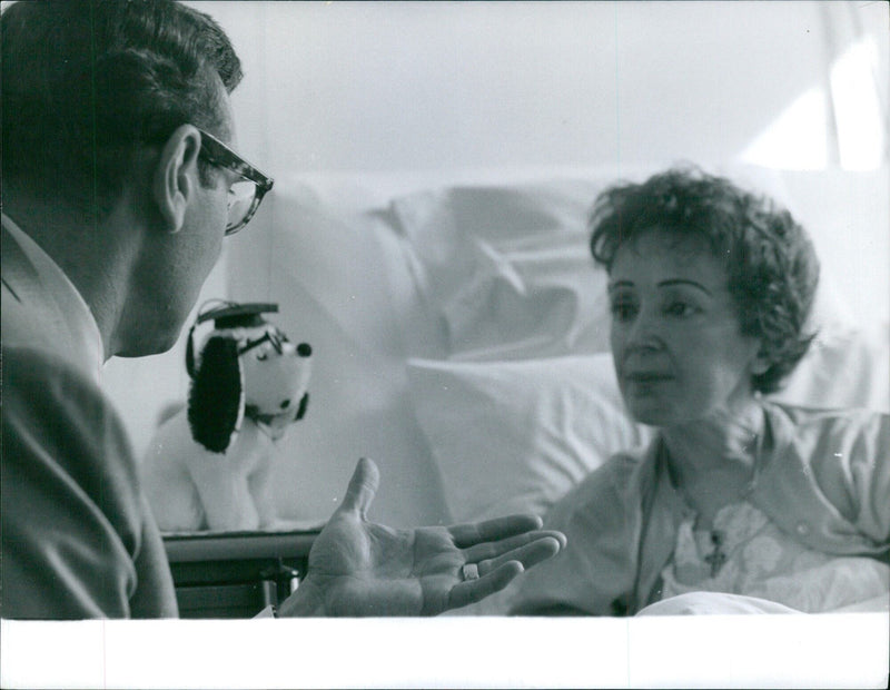 Edith Piaf - Vintage Photograph