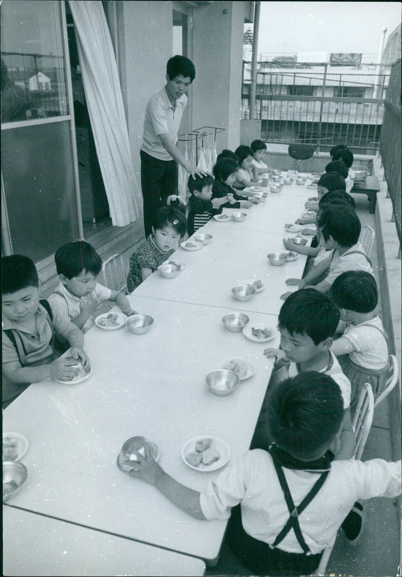 OST-1427-18 Daycare Center in Mitaka - Vintage Photograph