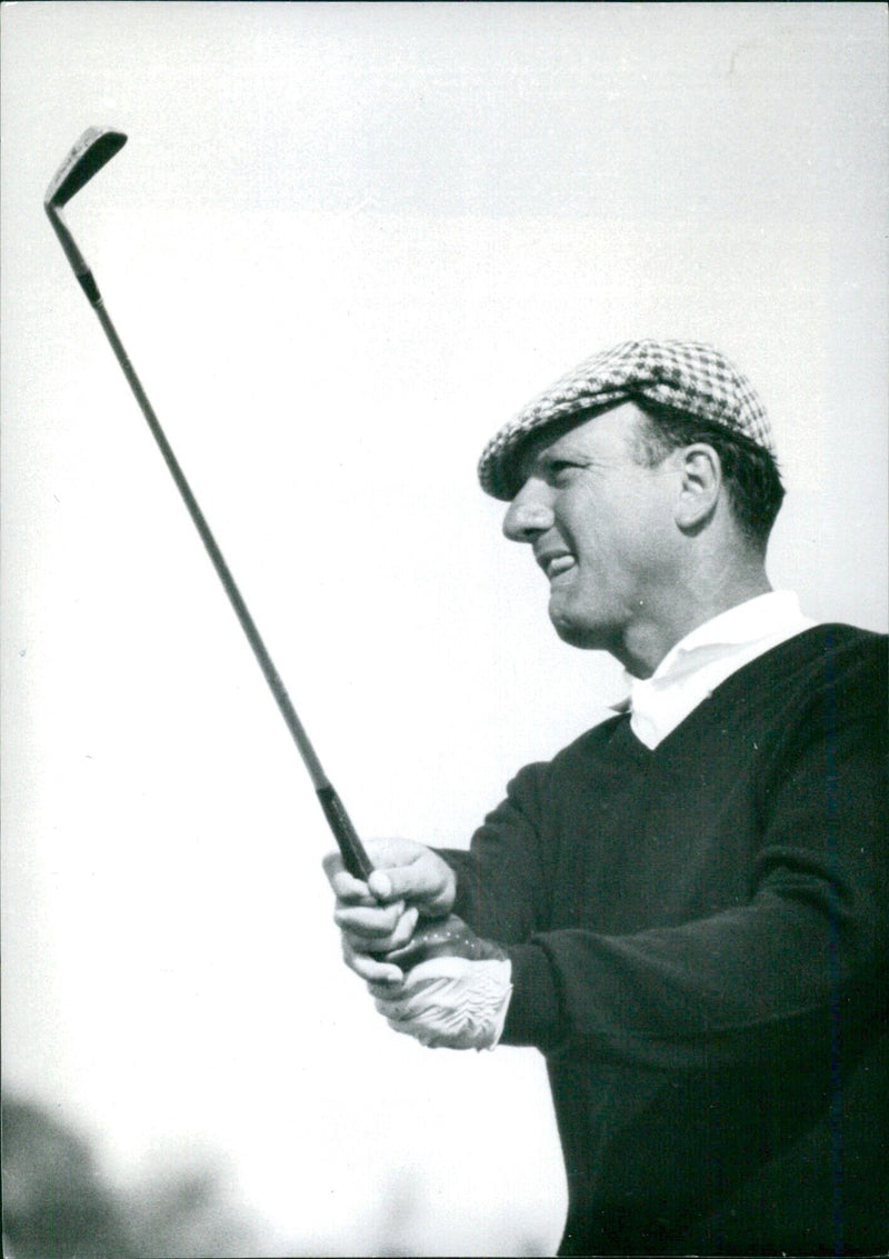 Argentine golfer Roberto De Vicenzo, winner of the 1967 Open Championship. - Vintage Photograph