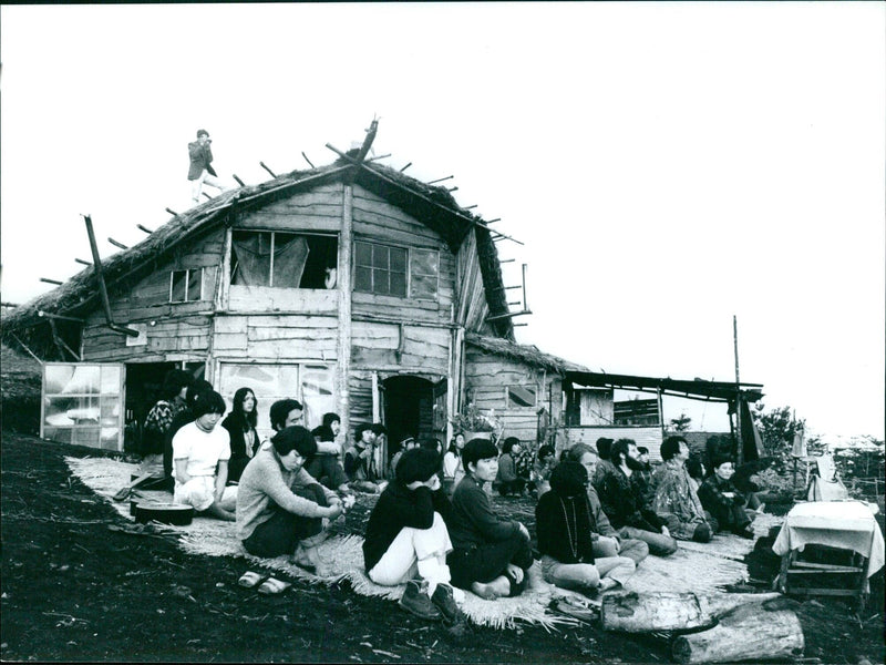 Hippies & Japan - Vintage Photograph