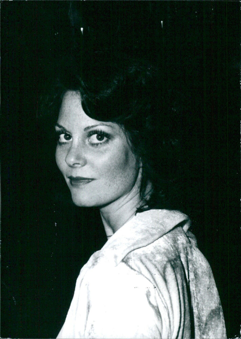 LESLEY ANN WARREN, Young American television and film actress - Vintage Photograph