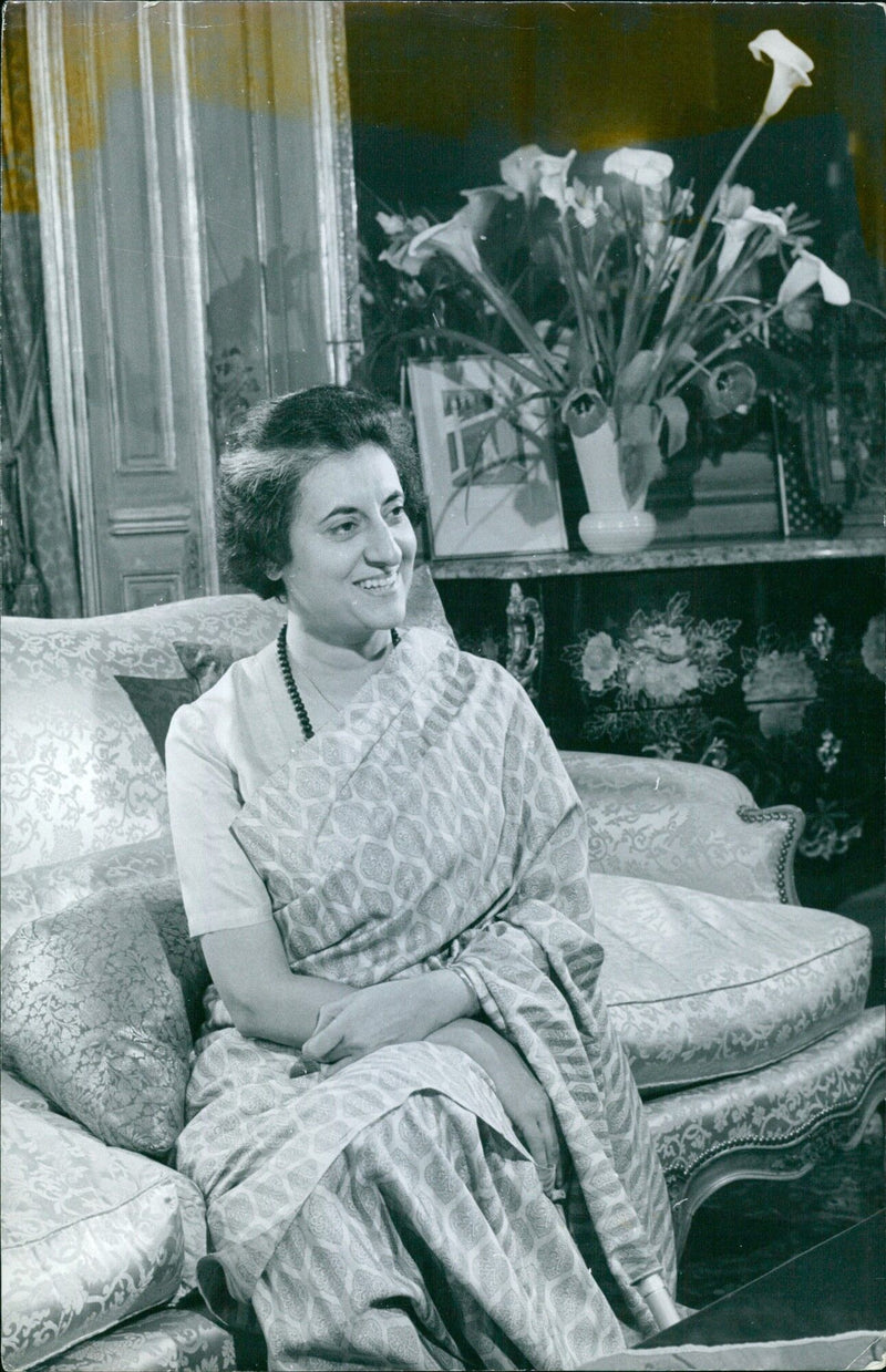 INDIRA GANDHI PARIS - Vintage Photograph