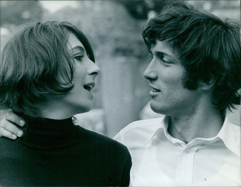 Anjelica Huston and Assaf Dayan visit the ruins of the Roman Forum - Vintage Photograph