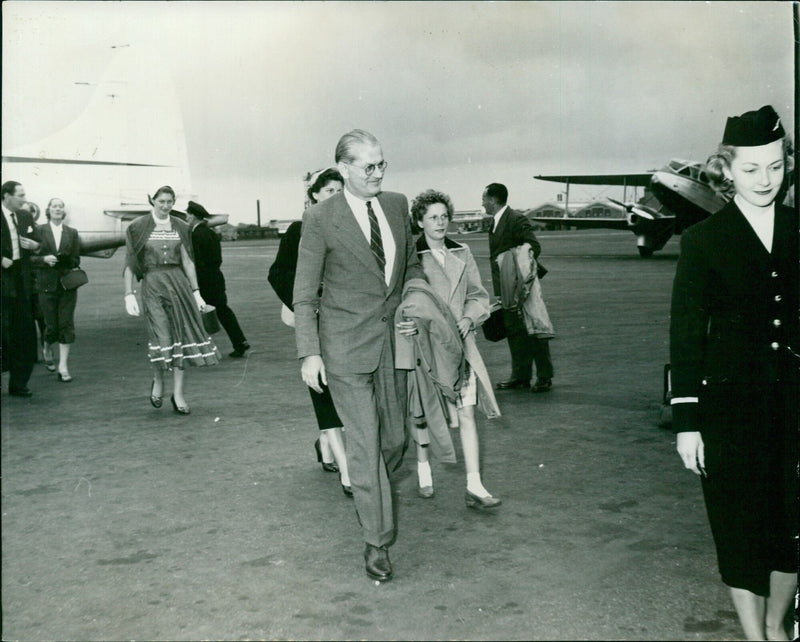 Sdgar Sanders and his family at Groydon Airport, London - Vintage Photograph