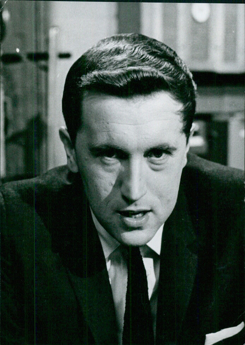 DAVID FROST, Compere of That Was The Week That Was - Vintage Photograph