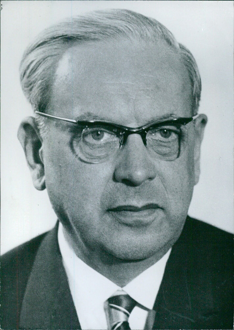 East German Politicians: DR. LOTHAR BOLZ Vice-Chairman of the Council of Ministers and Minister for Foreign Affairs. - Vintage Photograph