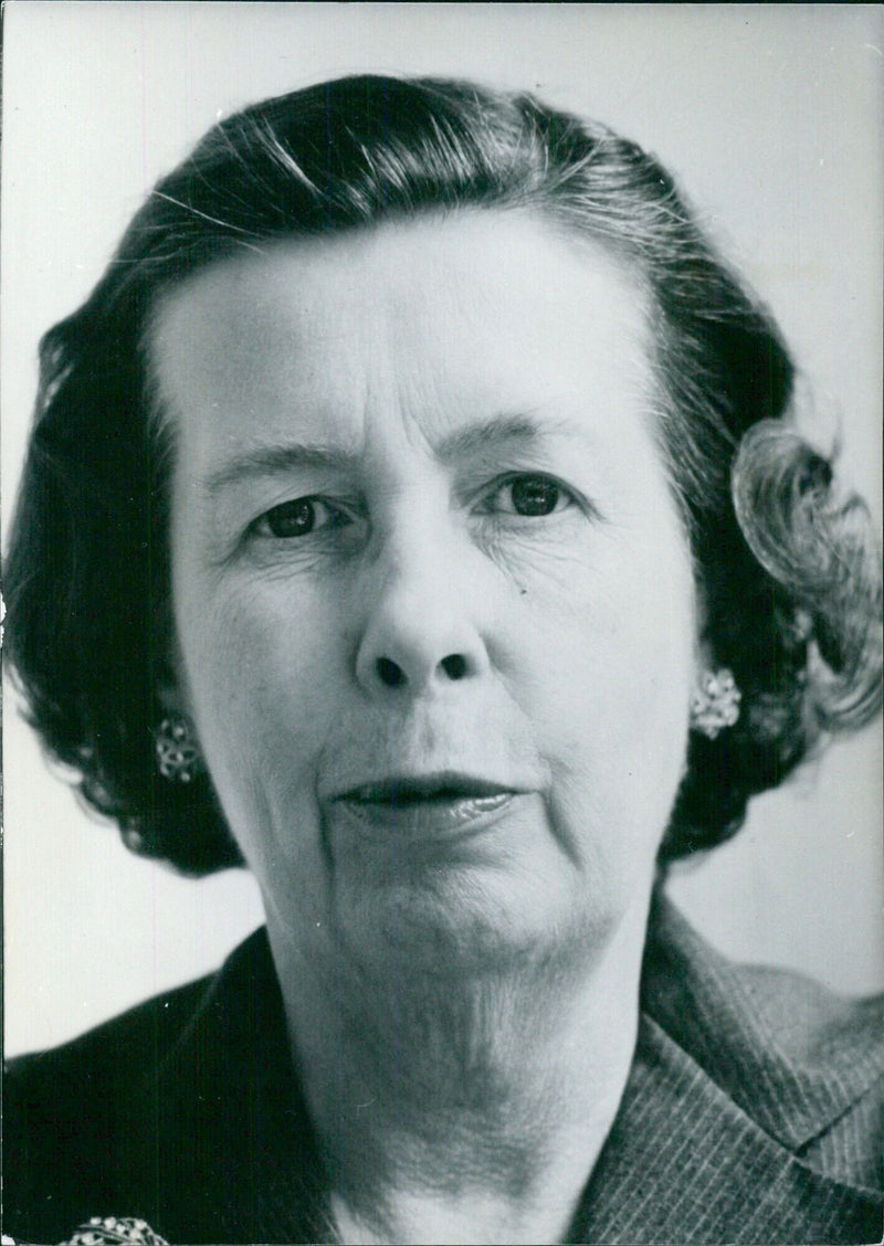 British Public Officials: DAME ELIZABETH ACKROYD - Vintage Photograph