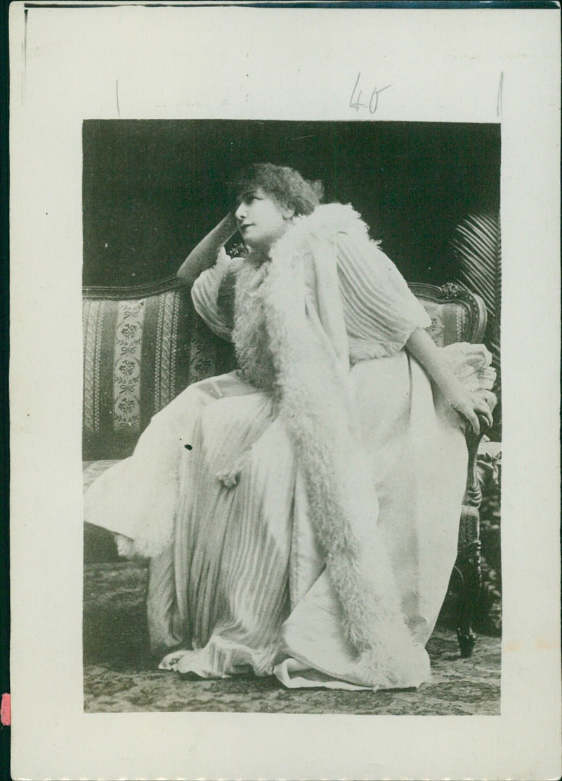 Sarah Bernhardt - Vintage Photograph