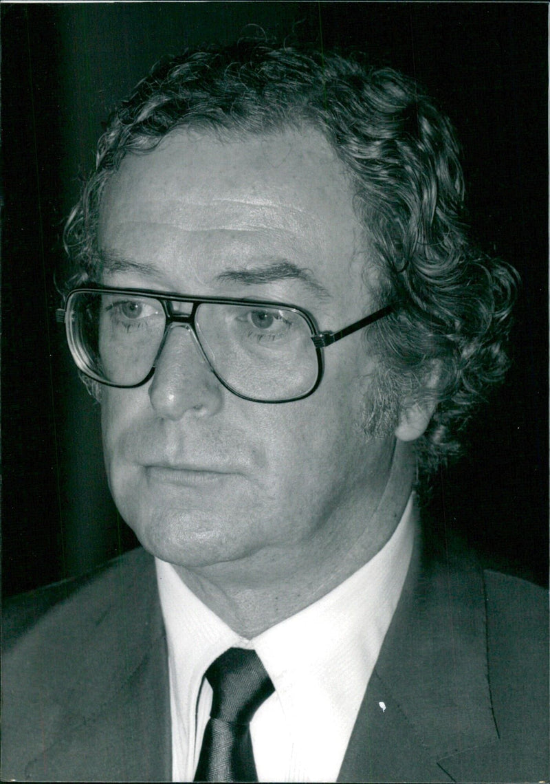 British Actors: MICHAEL CAINE OPS - Vintage Photograph