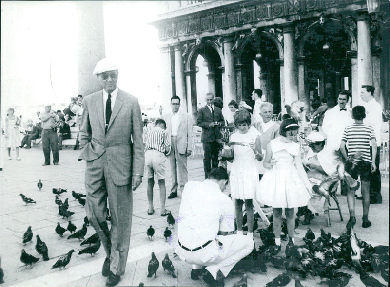 Stewart family enjoying their holidays in Venice - Vintage Photograph